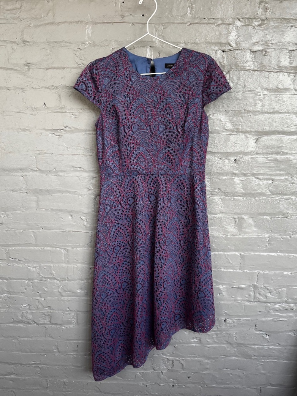 Banana Republic - Asymmetrical Hem